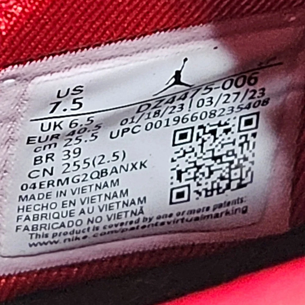 Air Jordan 6 Retro Black Red Purple‎ Basketball Shoes Men's 7.5 US DZ4475 006